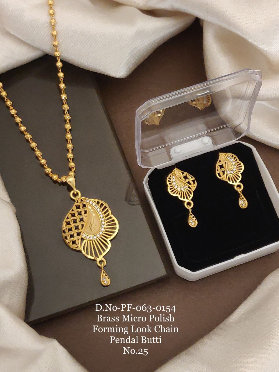 Brass Micro Polish Forming Look Chain Pendant Set