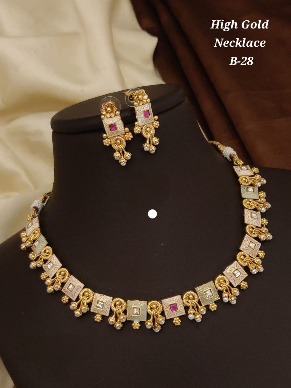 Necklace Set
